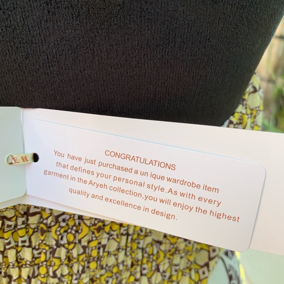 NWT- Aryeh Summer Halter-Top V-Neck Dress 👗 - Picture 9 of 10